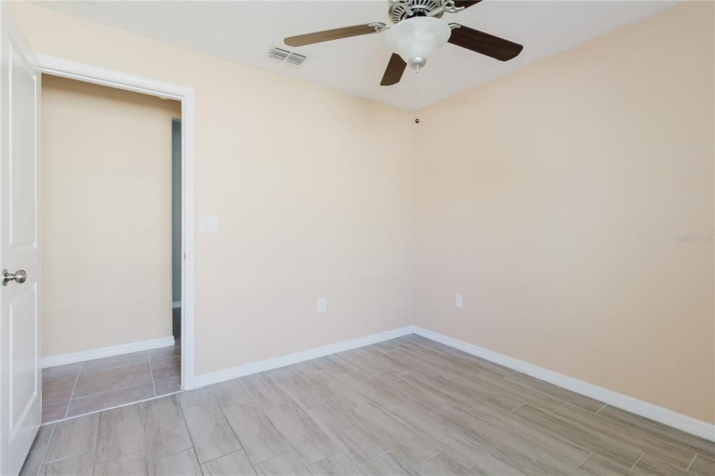 For Rent: $2,950 (4 beds, 2 baths, 1897 Square Feet)