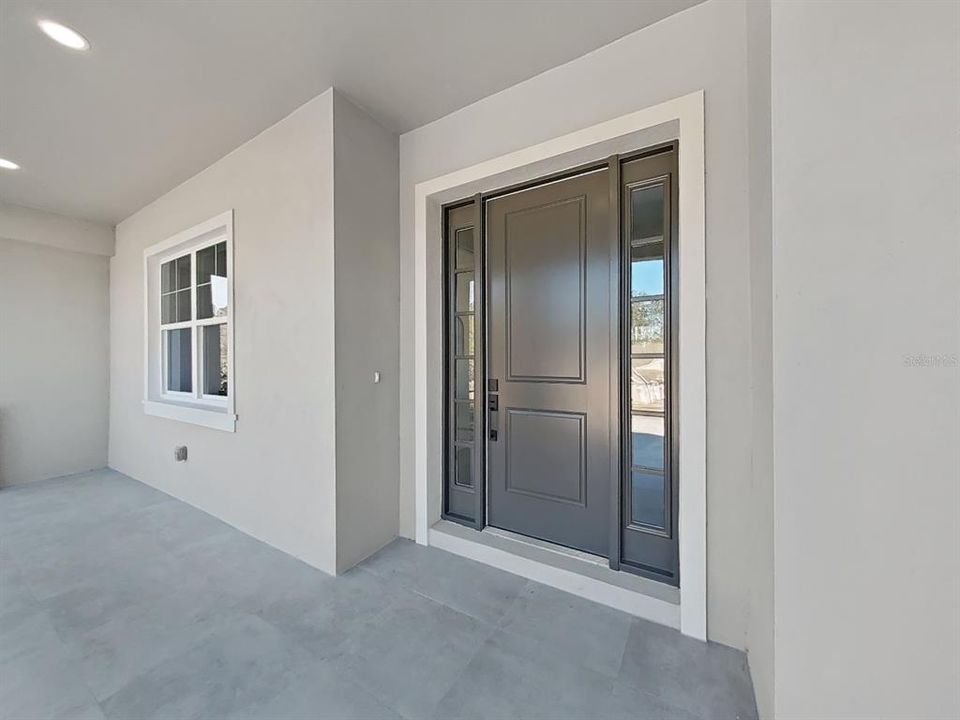 En Venta: $705,000 (3 camas, 3 baños, 2607 Pies cuadrados)