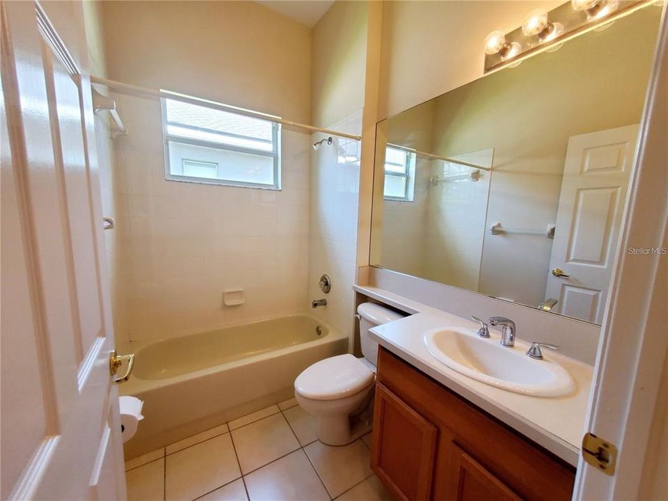 For Rent: $3,500 (4 beds, 3 baths, 2083 Square Feet)