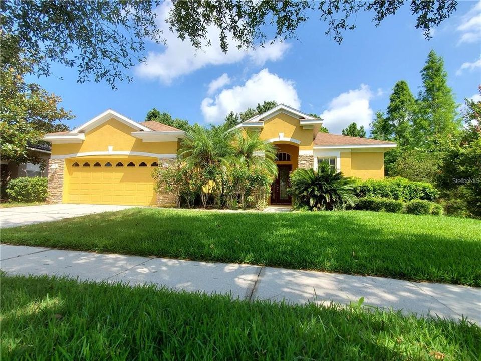 For Rent: $3,500 (4 beds, 3 baths, 2083 Square Feet)