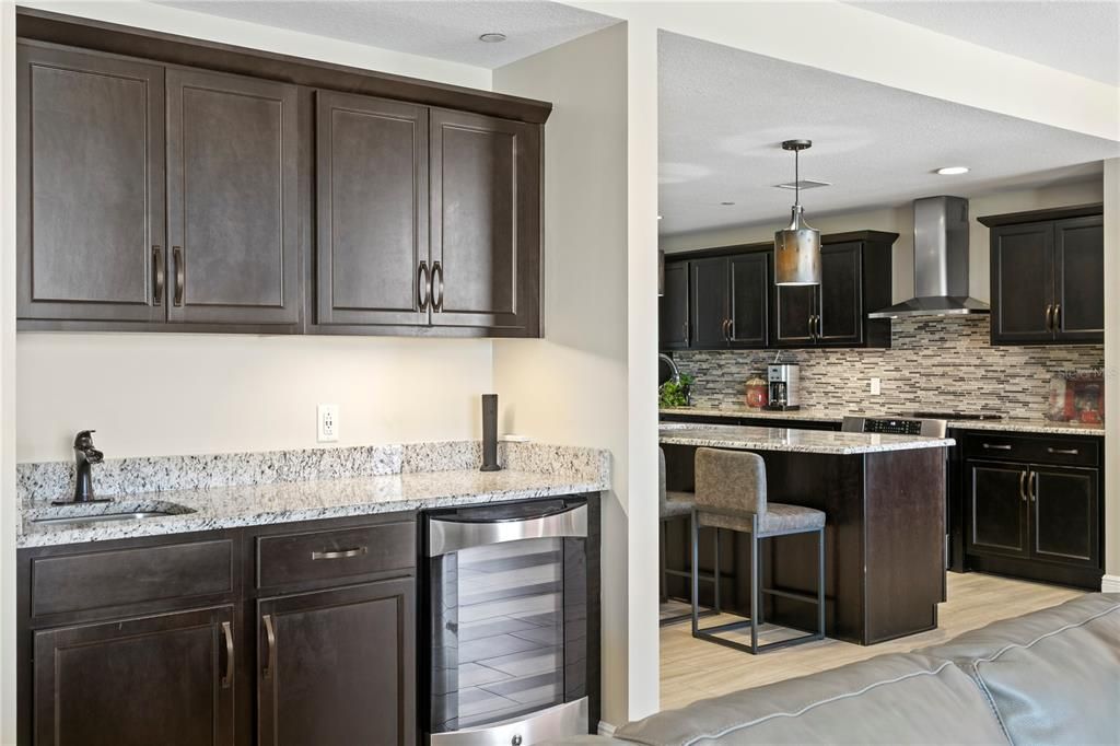 For Sale: $3,500,000 (3 beds, 3 baths, 2705 Square Feet)