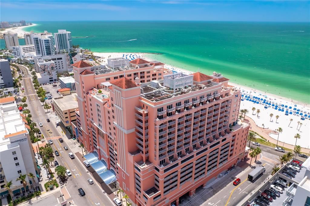 For Sale: $3,500,000 (3 beds, 3 baths, 2705 Square Feet)