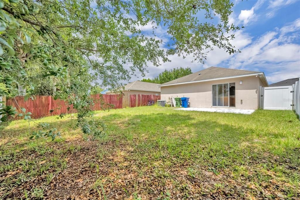 En Venta: $215,000 (3 camas, 2 baños, 1303 Pies cuadrados)