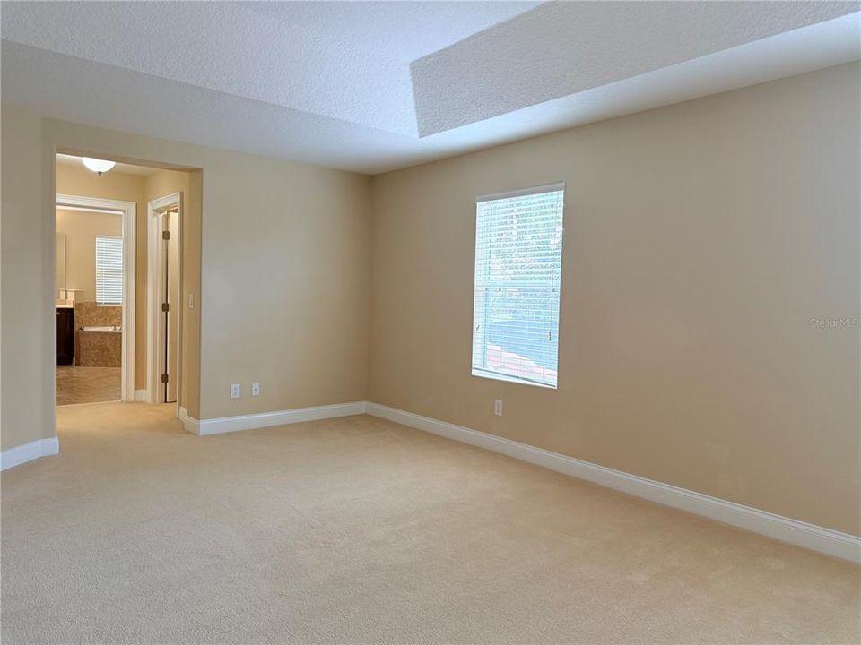 For Rent: $3,800 (5 beds, 3 baths, 2922 Square Feet)