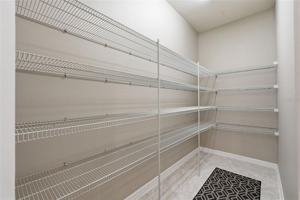 На продажу: $945,000 (4 спален, 3 ванн, 3292 Квадратных фут)
