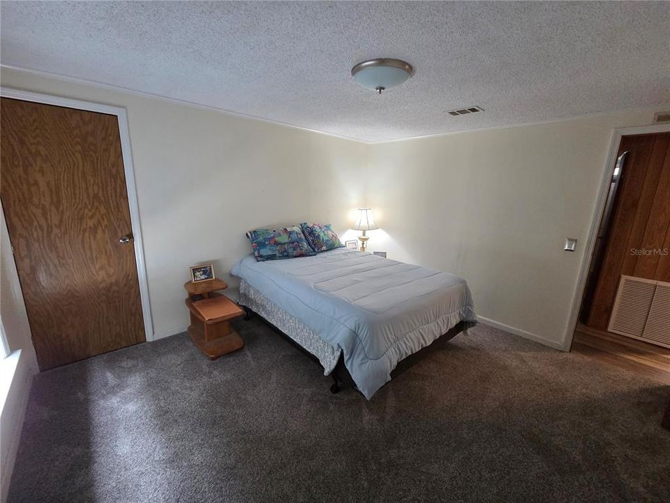 For Sale: $265,000 (3 beds, 2 baths, 1512 Square Feet)