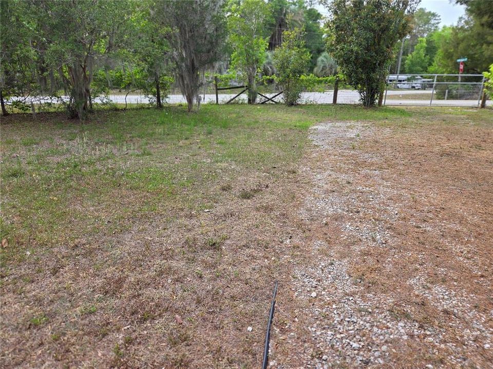 For Sale: $265,000 (3 beds, 2 baths, 1512 Square Feet)