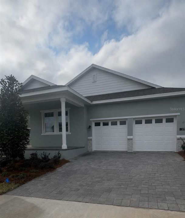 Recently Sold: $407,989 (3 beds, 3 baths, 1942 Square Feet)