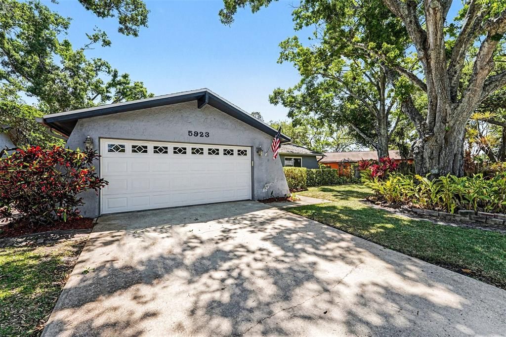 Activo con contrato: $365,000 (3 camas, 2 baños, 1203 Pies cuadrados)