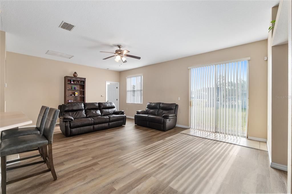 Active With Contract: $249,900 (3 beds, 2 baths, 2060 Square Feet)