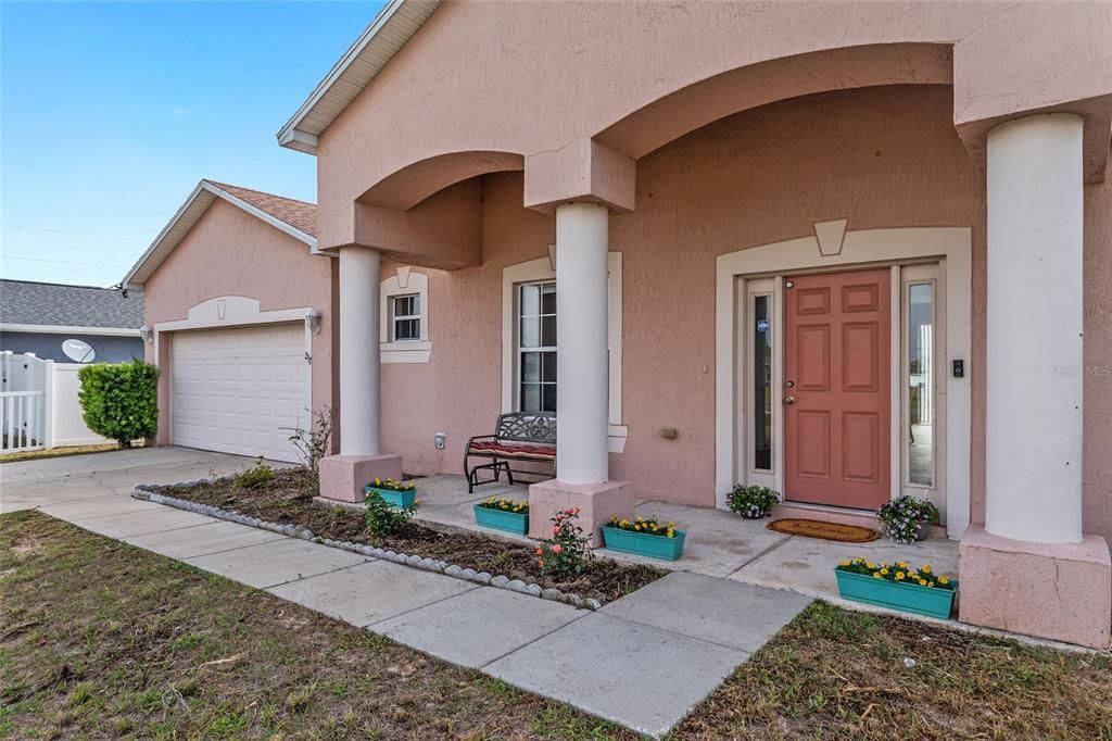 Active With Contract: $249,900 (3 beds, 2 baths, 2060 Square Feet)