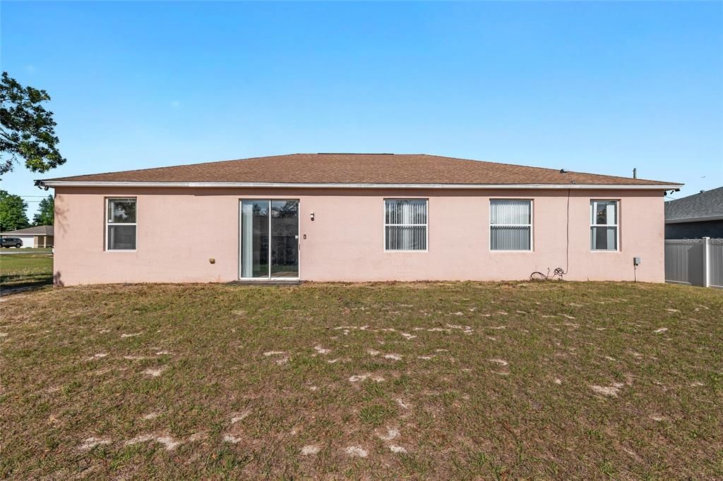 Active With Contract: $249,900 (3 beds, 2 baths, 2060 Square Feet)