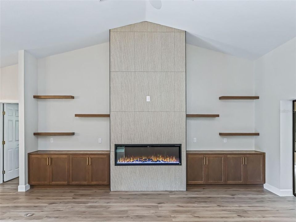 For Sale: $995,000 (3 beds, 2 baths, 2296 Square Feet)