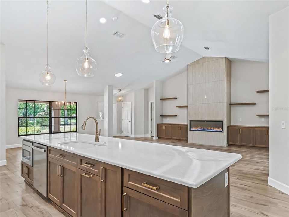 For Sale: $995,000 (3 beds, 2 baths, 2296 Square Feet)