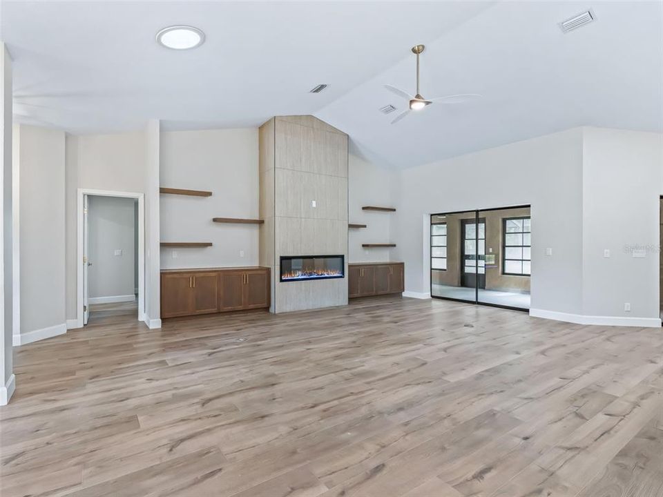 For Sale: $995,000 (3 beds, 2 baths, 2296 Square Feet)