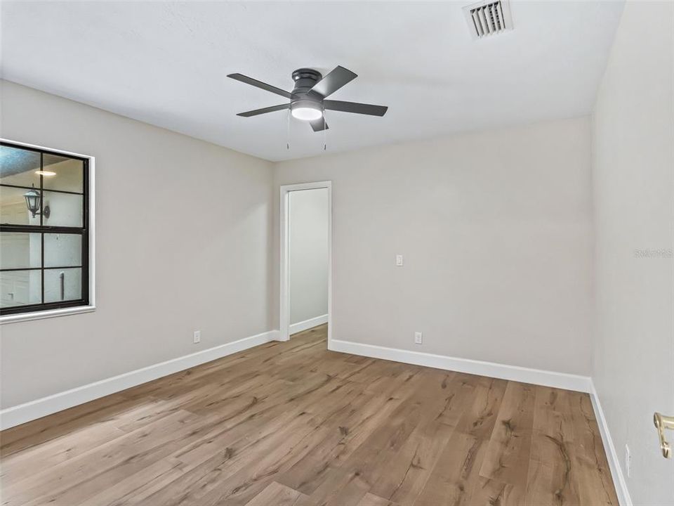 For Sale: $995,000 (3 beds, 2 baths, 2296 Square Feet)