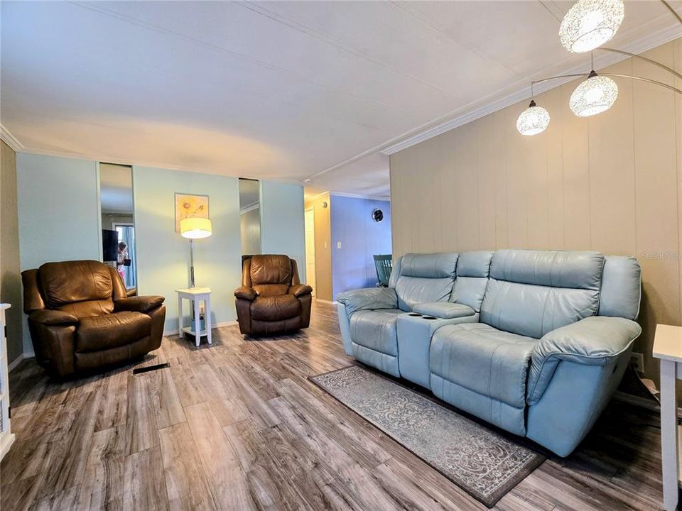 Activo con contrato: $120,000 (2 camas, 1 baños, 768 Pies cuadrados)