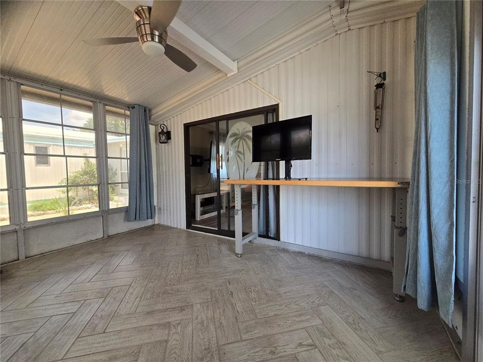 Activo con contrato: $120,000 (2 camas, 1 baños, 768 Pies cuadrados)