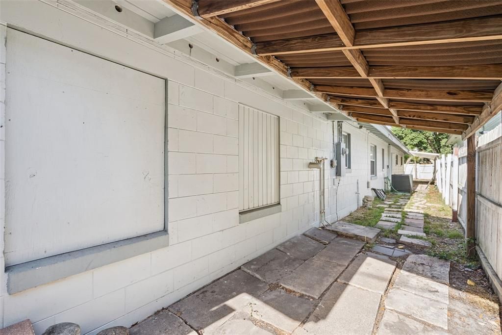 For Sale: $395,000 (3 beds, 2 baths, 1923 Square Feet)