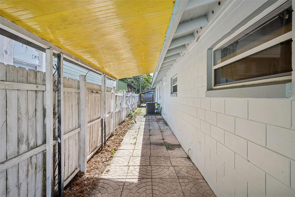 For Sale: $395,000 (3 beds, 2 baths, 1923 Square Feet)