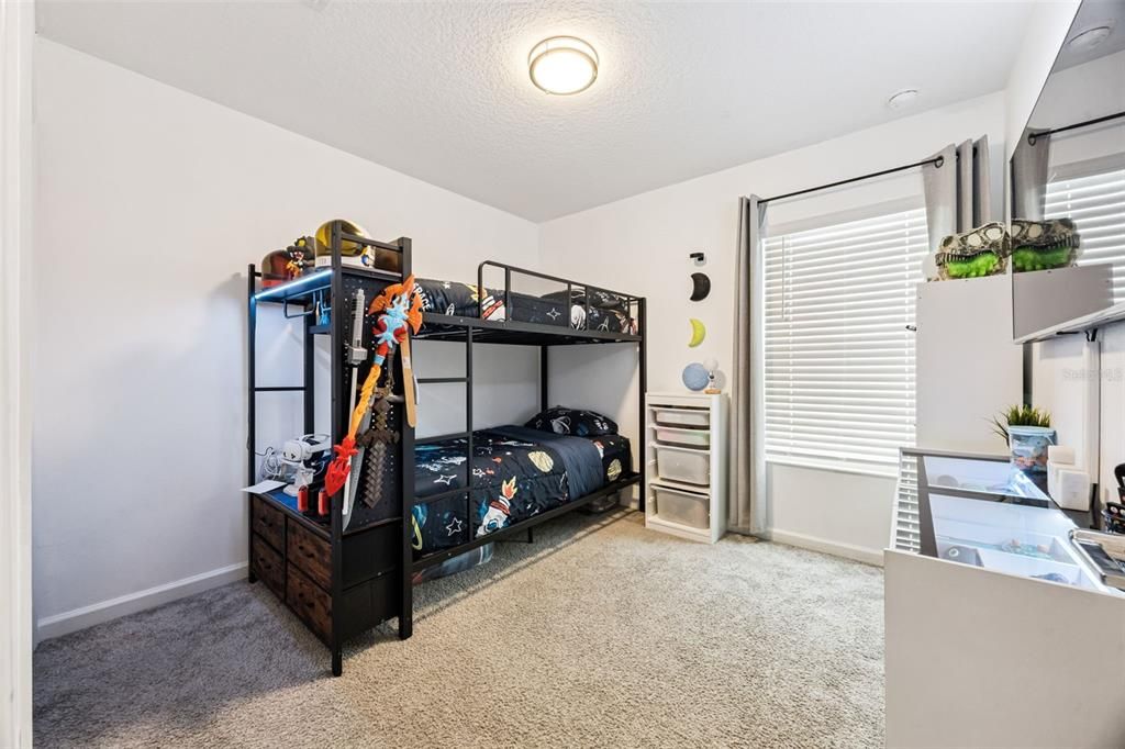 For Sale: $250,268 (3 beds, 2 baths, 1263 Square Feet)