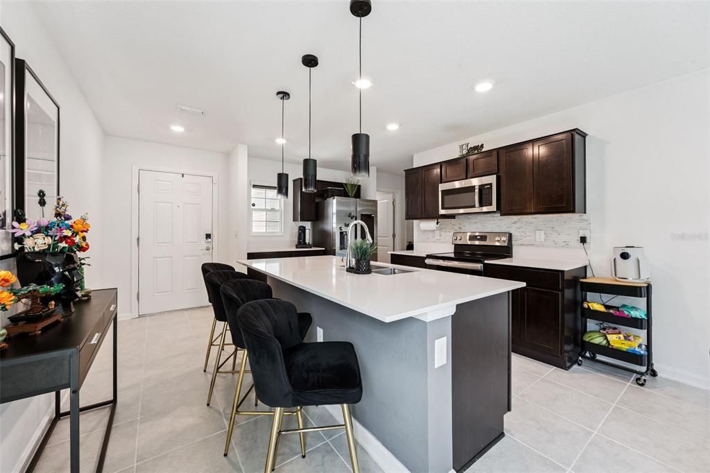 For Sale: $250,268 (3 beds, 2 baths, 1263 Square Feet)