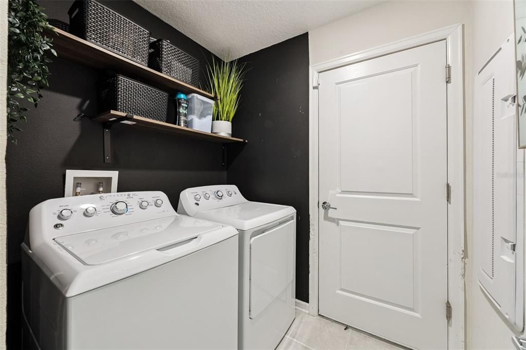 For Sale: $250,268 (3 beds, 2 baths, 1263 Square Feet)