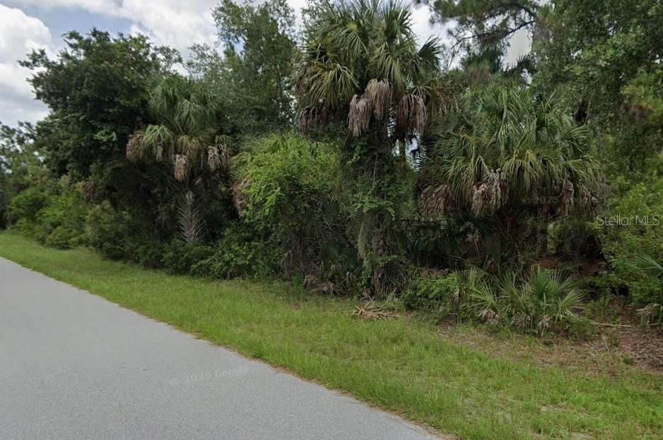 En Venta: $74,500 (0.23 acres)