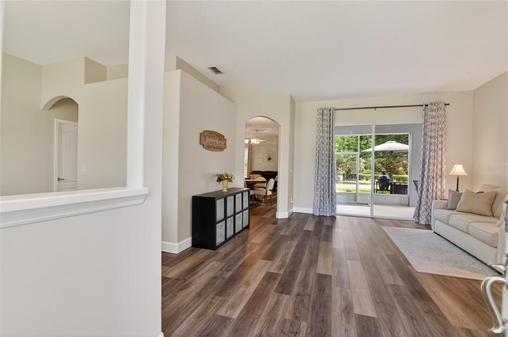 Active With Contract: $459,900 (3 beds, 2 baths, 2104 Square Feet)