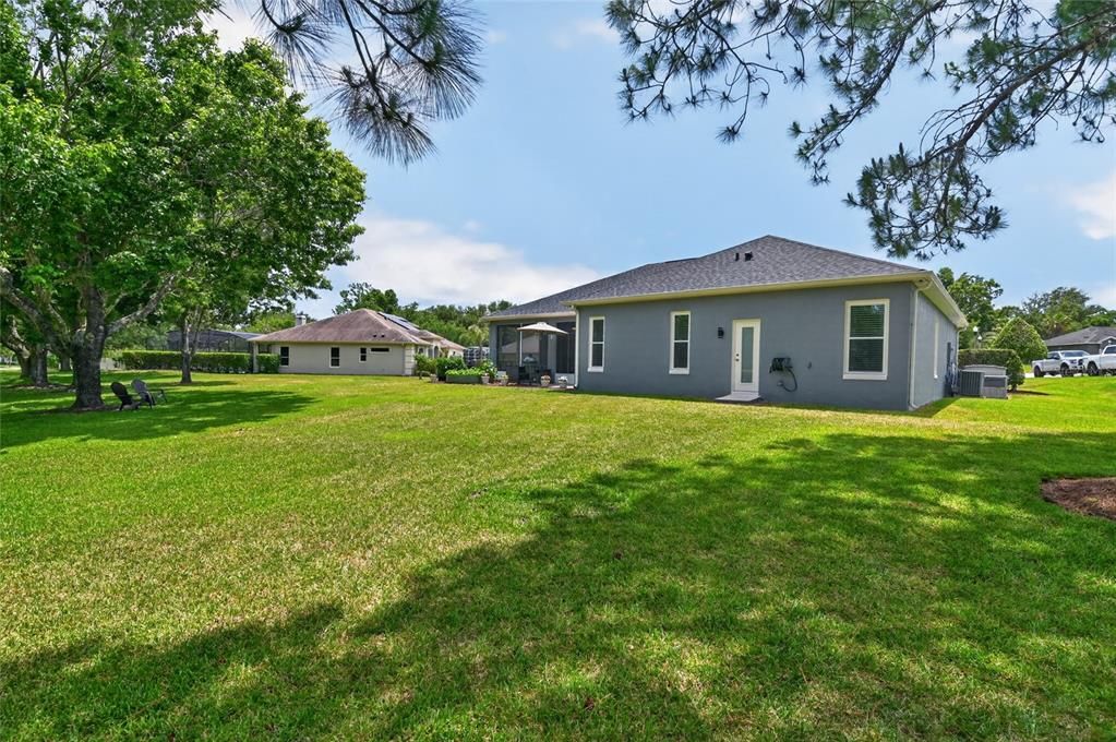 Active With Contract: $459,900 (3 beds, 2 baths, 2104 Square Feet)