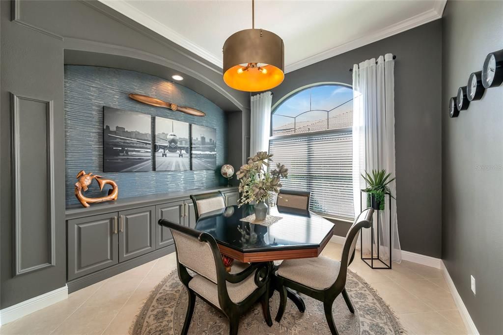 Activo con contrato: $799,000 (3 camas, 2 baños, 2319 Pies cuadrados)