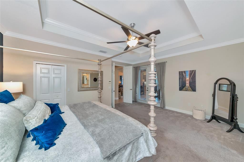 Activo con contrato: $799,000 (3 camas, 2 baños, 2319 Pies cuadrados)