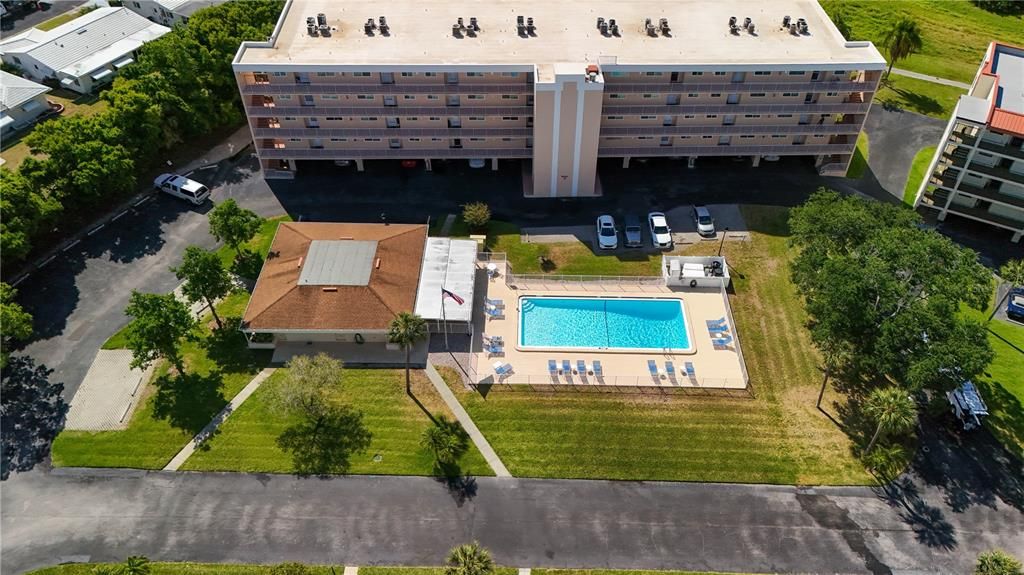 Под контрактом: $199,900 (2 спален, 2 ванн, 1185 Квадратных фут)