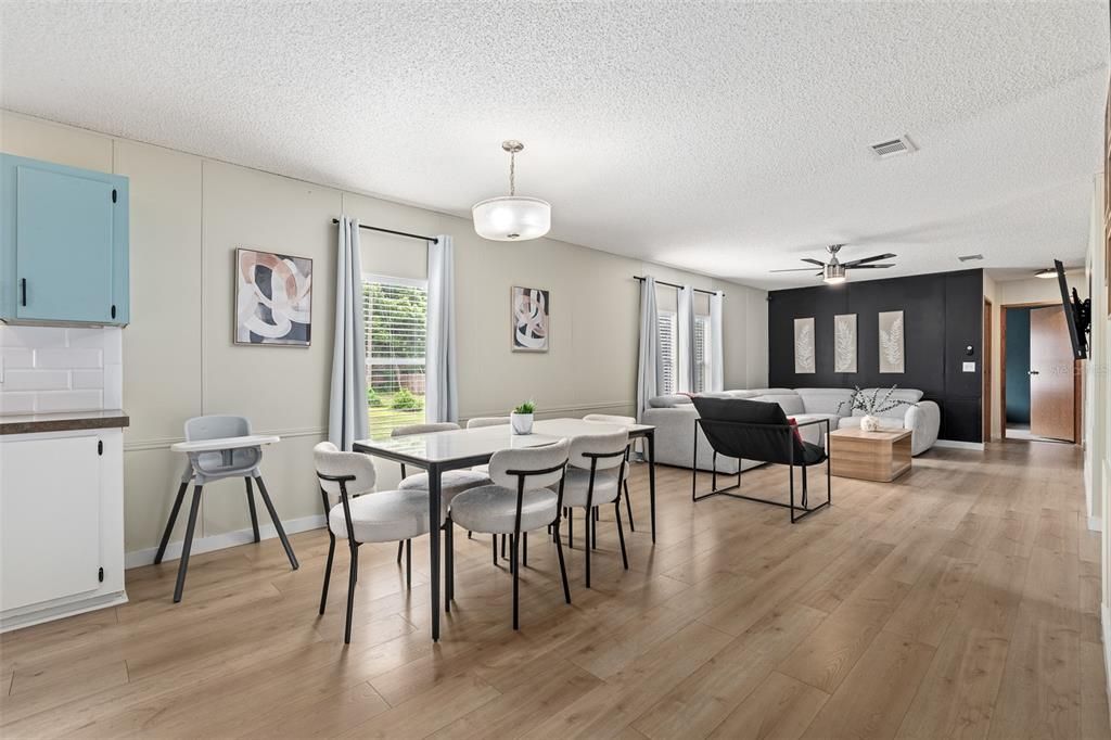 For Sale: $250,000 (4 beds, 2 baths, 1990 Square Feet)