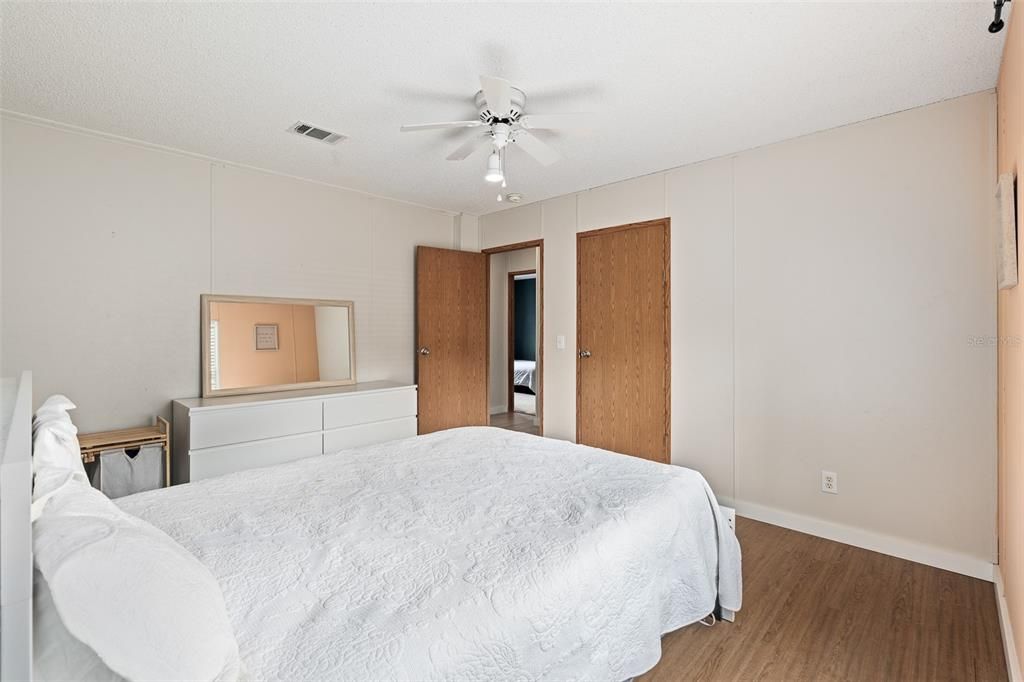 For Sale: $250,000 (4 beds, 2 baths, 1990 Square Feet)