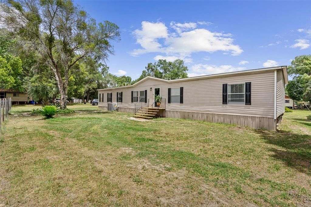 For Sale: $250,000 (4 beds, 2 baths, 1990 Square Feet)