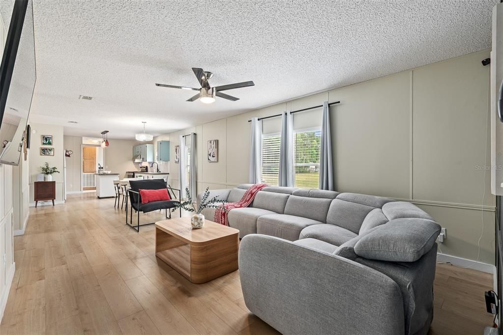 For Sale: $250,000 (4 beds, 2 baths, 1990 Square Feet)