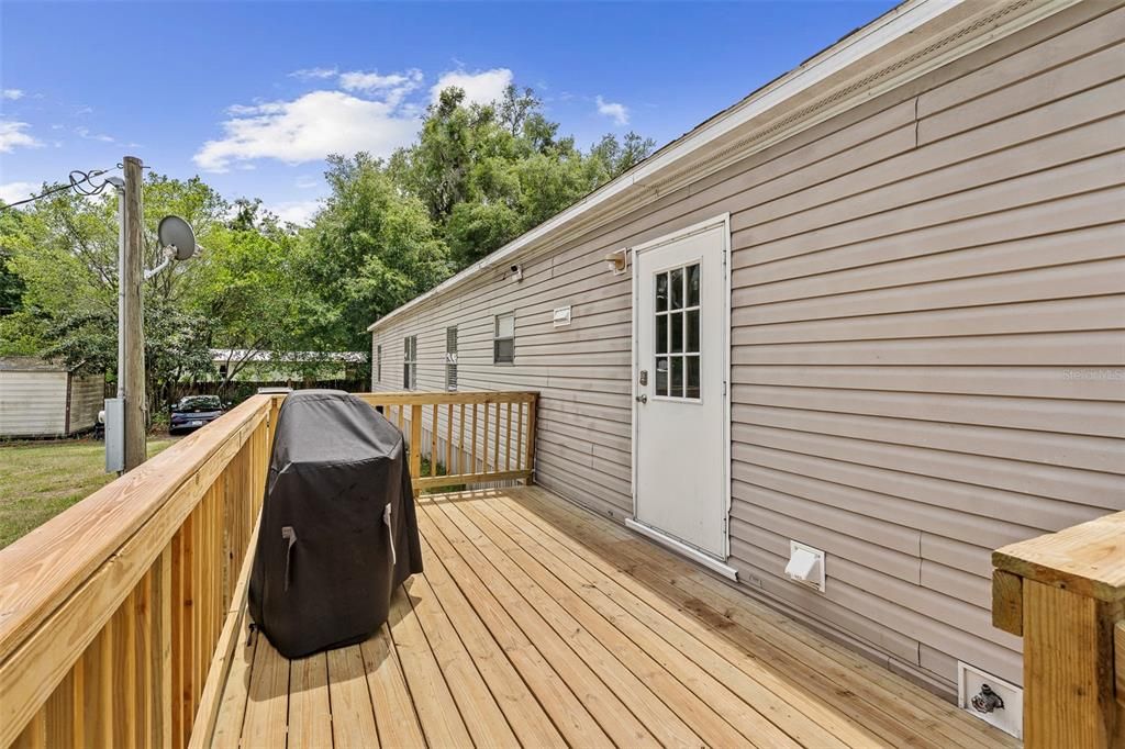 For Sale: $250,000 (4 beds, 2 baths, 1990 Square Feet)