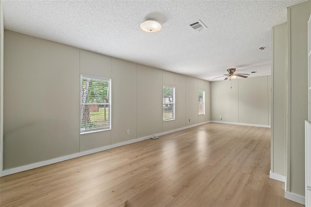 For Sale: $250,000 (4 beds, 2 baths, 1990 Square Feet)