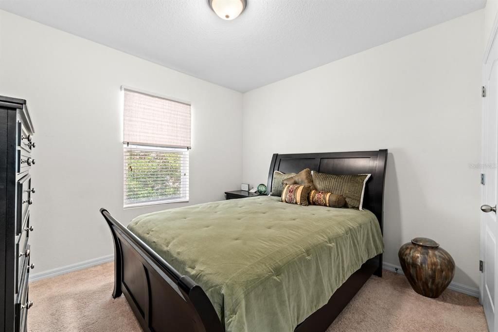 For Sale: $257,500 (3 beds, 2 baths, 1594 Square Feet)