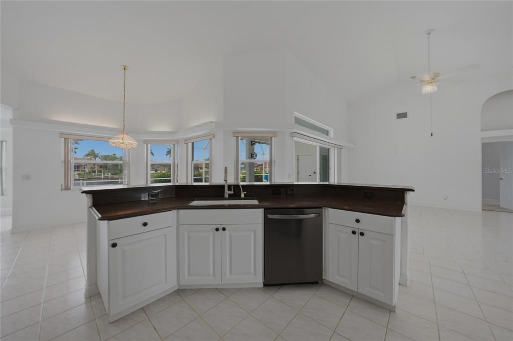 For Sale: $769,000 (3 beds, 2 baths, 2418 Square Feet)