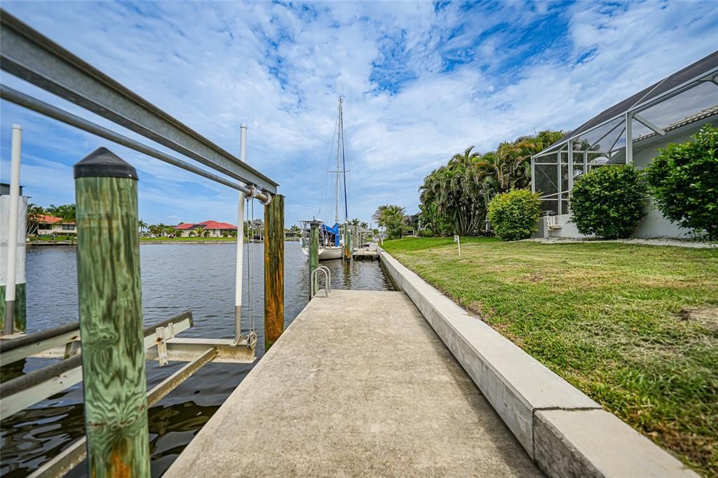 For Sale: $769,000 (3 beds, 2 baths, 2418 Square Feet)