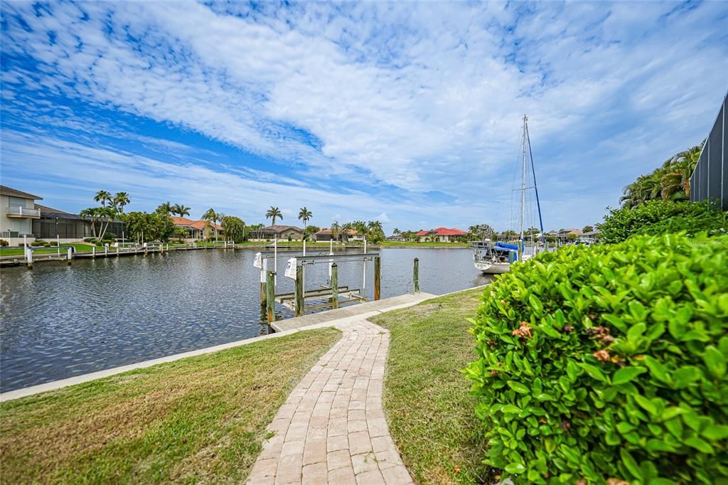 For Sale: $769,000 (3 beds, 2 baths, 2418 Square Feet)