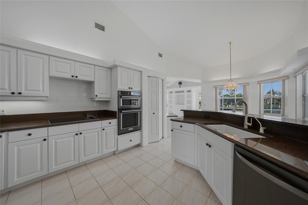 For Sale: $769,000 (3 beds, 2 baths, 2418 Square Feet)