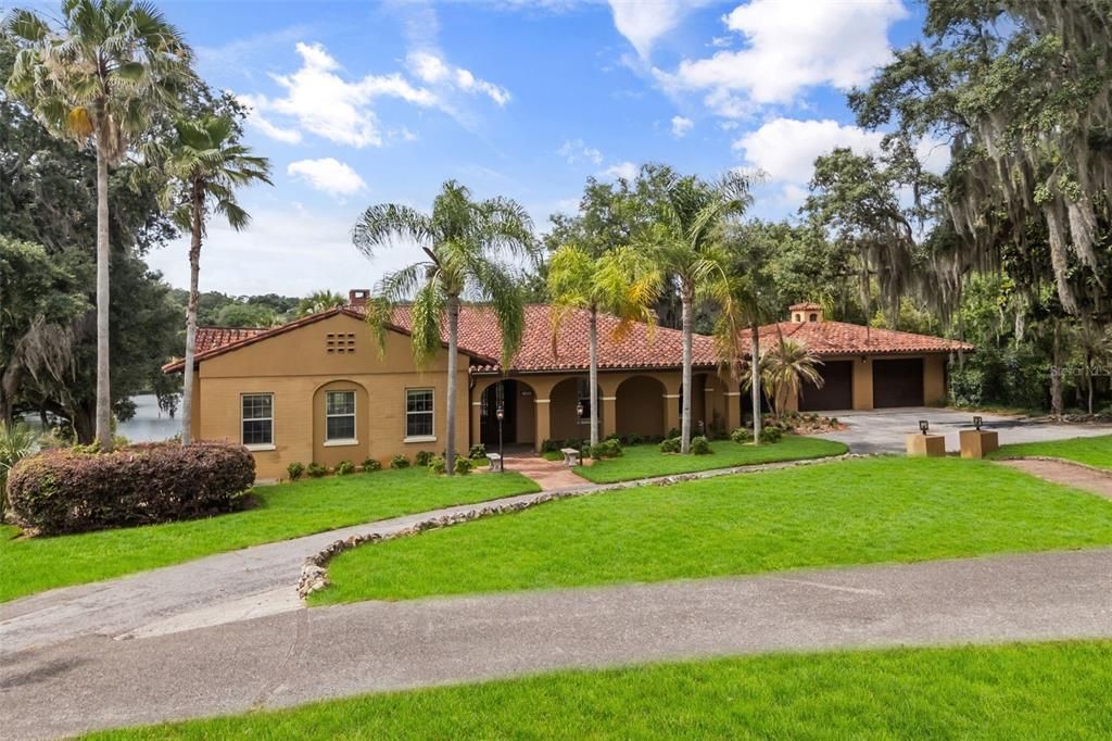 For Sale: $1,250,000 (4 beds, 4 baths, 6121 Square Feet)