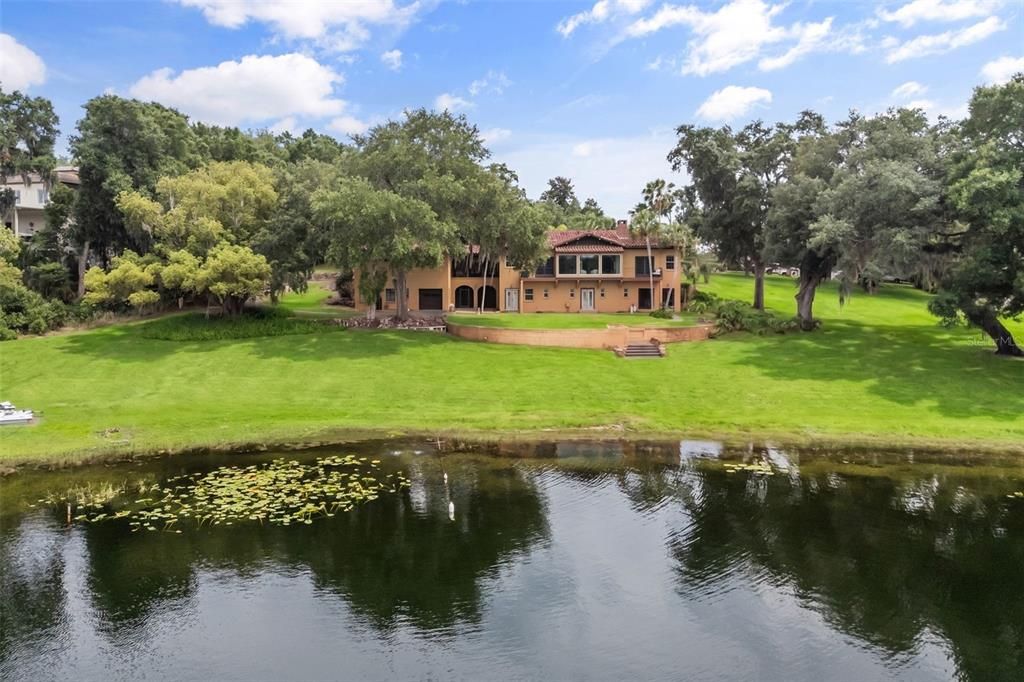 For Sale: $1,250,000 (4 beds, 4 baths, 6121 Square Feet)