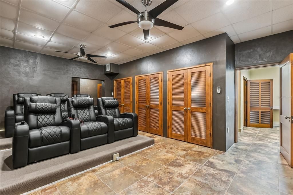 For Sale: $1,250,000 (4 beds, 4 baths, 6121 Square Feet)