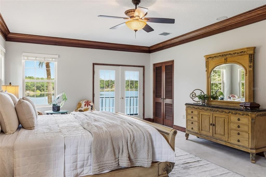 For Sale: $1,250,000 (4 beds, 4 baths, 6121 Square Feet)