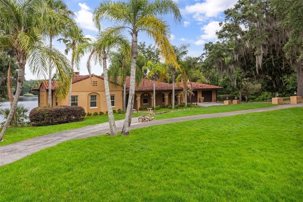 For Sale: $1,250,000 (4 beds, 4 baths, 6121 Square Feet)