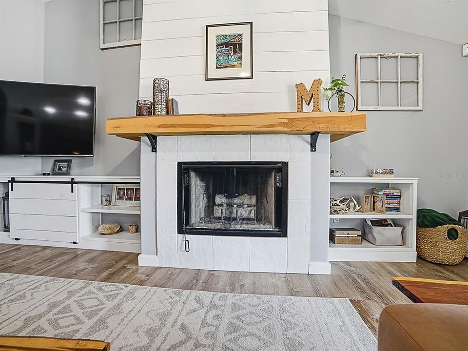 For Sale: $599,800 (4 beds, 3 baths, 2037 Square Feet)